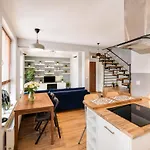 Rydygiera 14 Family House Tectum *